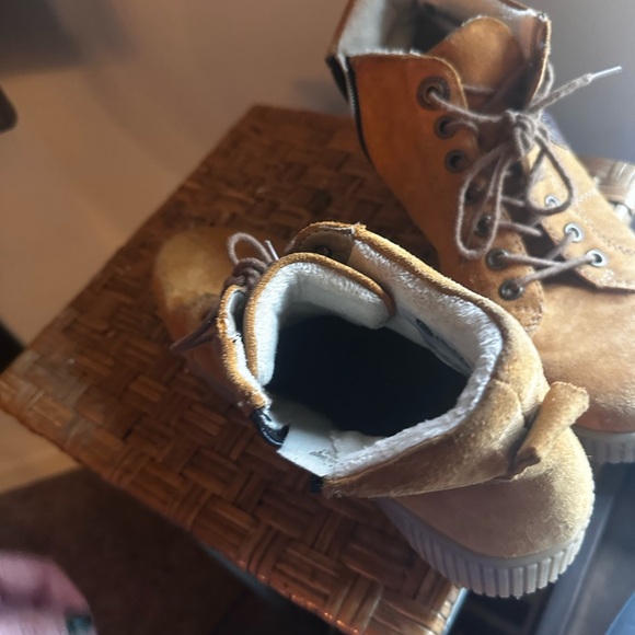 Remonte High-Top Sneakers - Picture 7 of 12